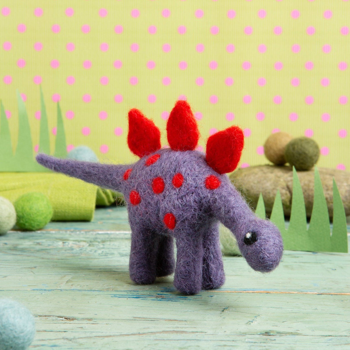 Triceratops Needle Felting Kit – Hawthorn Handmade