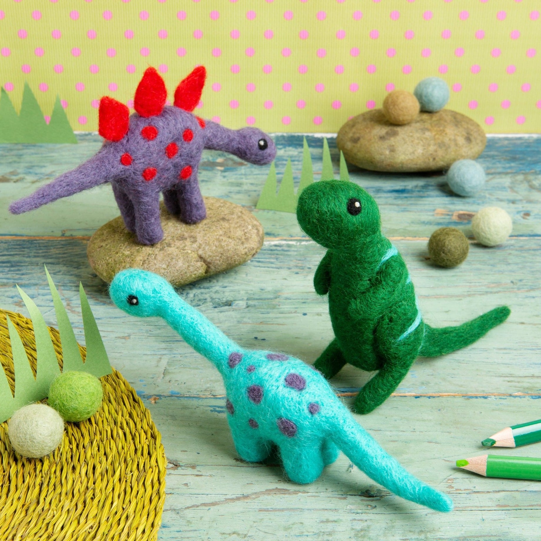 Diplodocus Needle Felting Kit Mini Needle Felting Kit Felting Kit for  Beginners Easy Needle Felting Kit Dinosaur Felting Kit 