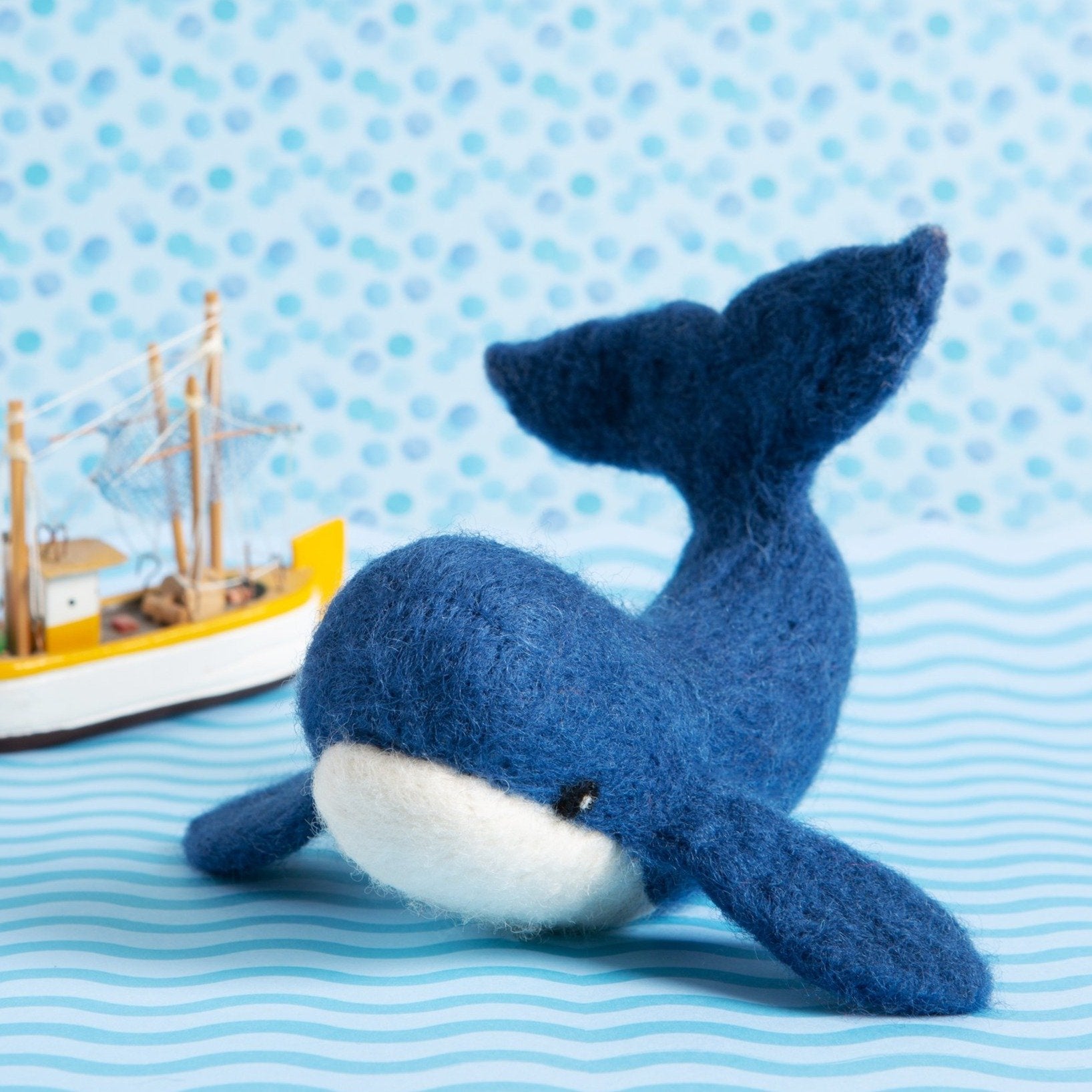 Right Whale - Needle Felting Kit - Beginner – Grey Fox Felting